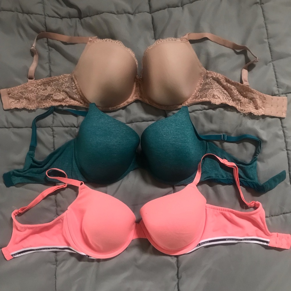 Bundle of 3 Victoria’s Secret Bras